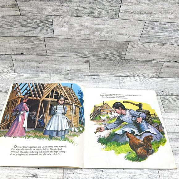 1985‎ Walt Disney Pictures Return to Oz Golden Book "Dorothy Returns to Oz" - Picture 3 of 6